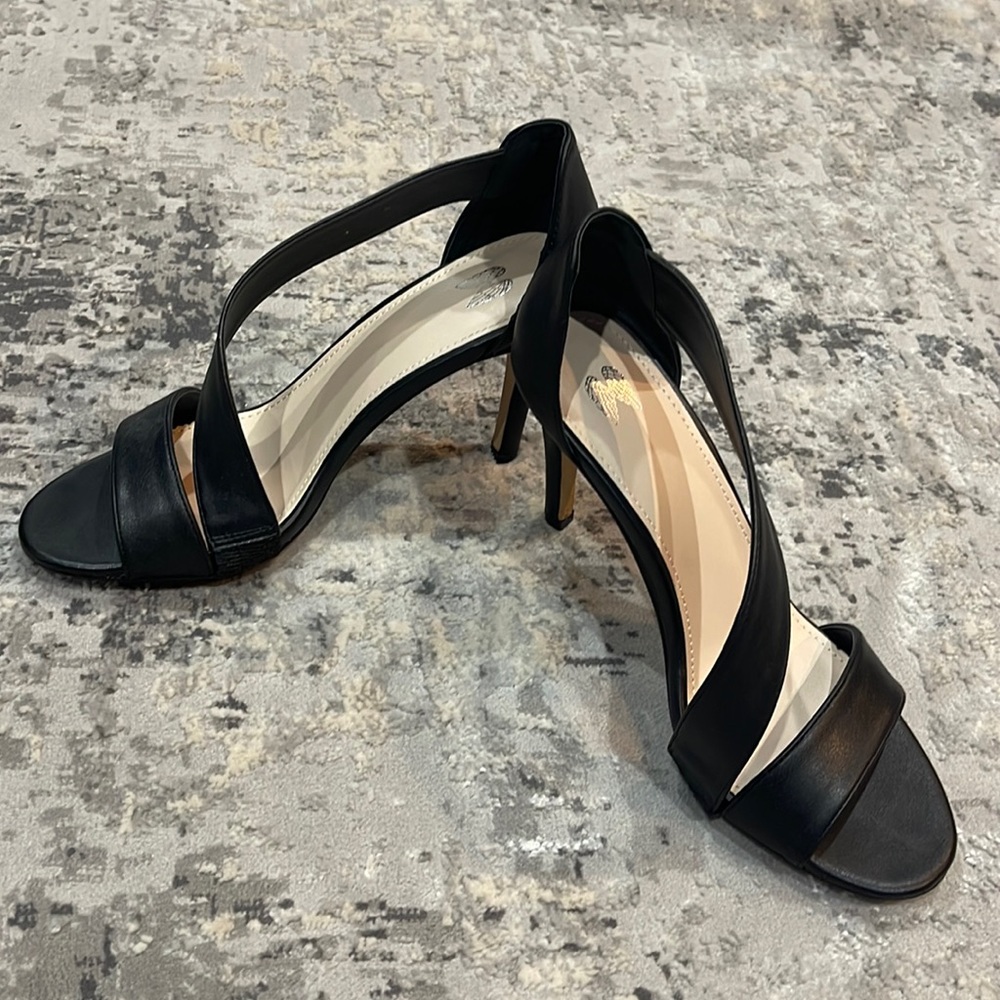 Size 7.5 Victoria’s Secret high heels.